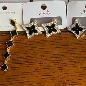 Andy Black and Gold Clover Earrings Set